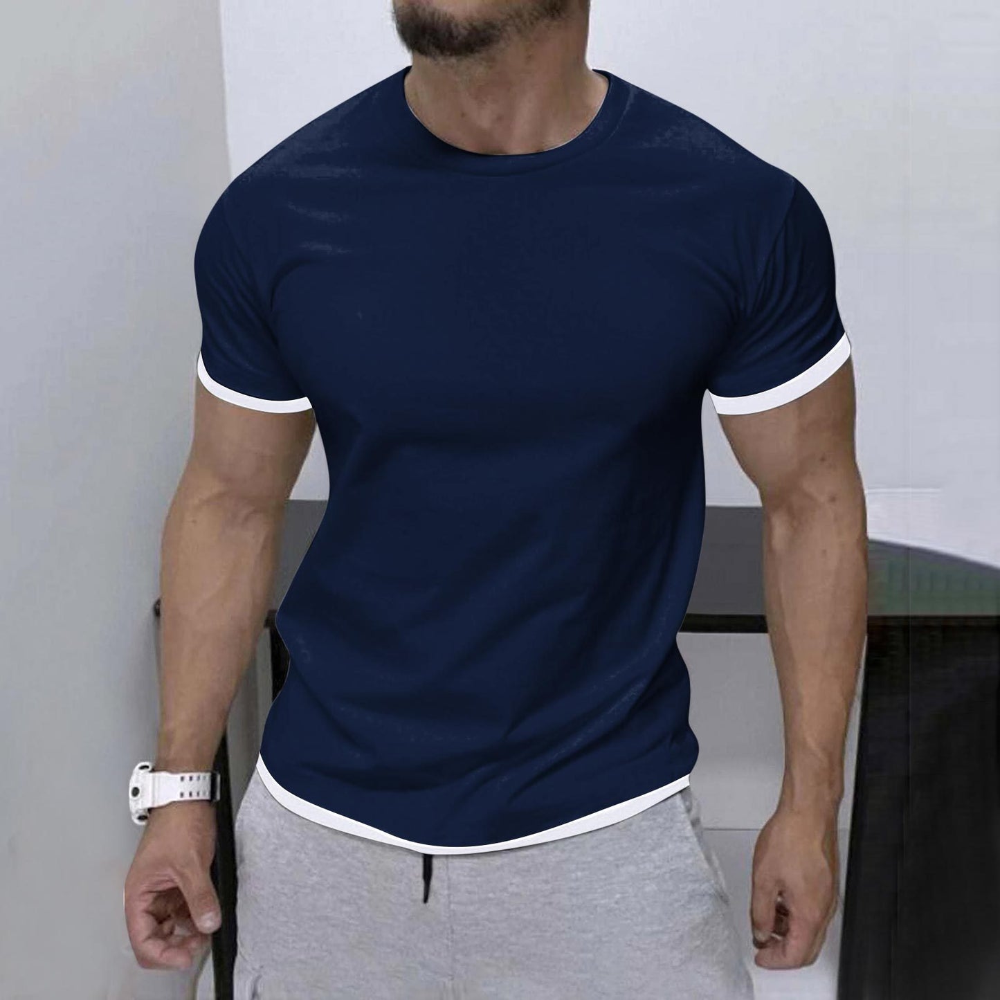 Men's Stylish Contrast Color Short-sleeve T-shirt